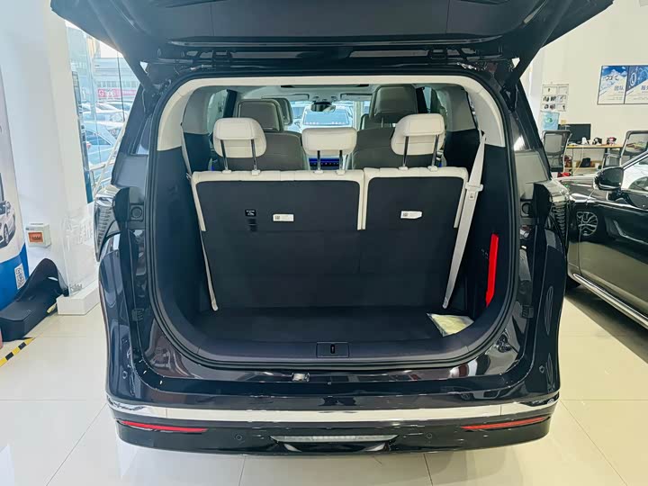 Buick GL8 Hybrid 2026 2026款 陆尊 奢享版