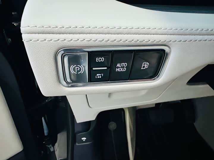 Buick GL8 Hybrid 2026 2026款 陆尊 奢享版