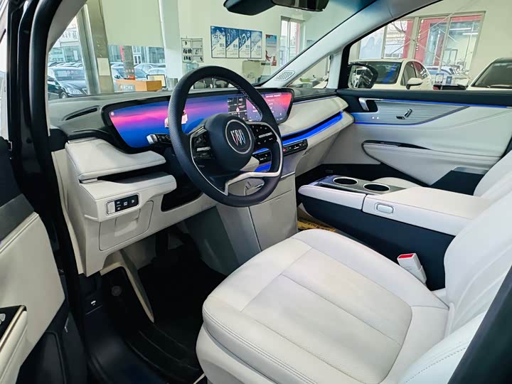 Buick GL8 Hybrid 2026 2026款 陆尊 奢享版