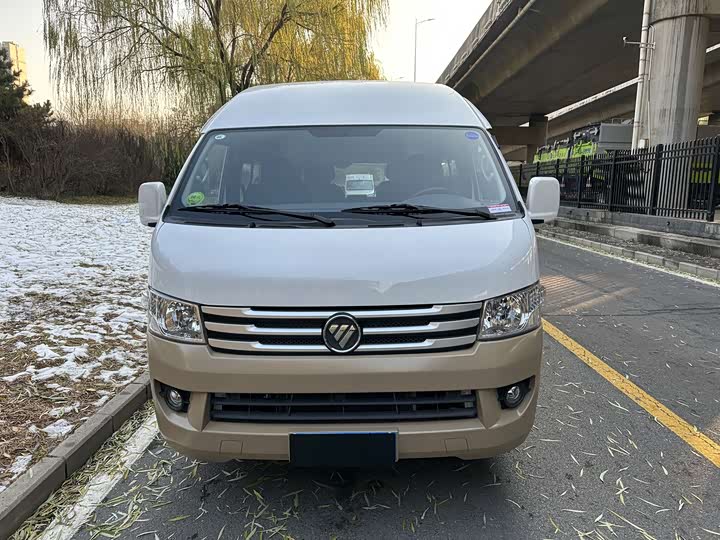 Foton G9 2021 2021款 2.4L汽油商运版长轴高顶9座明窗4K22D4M