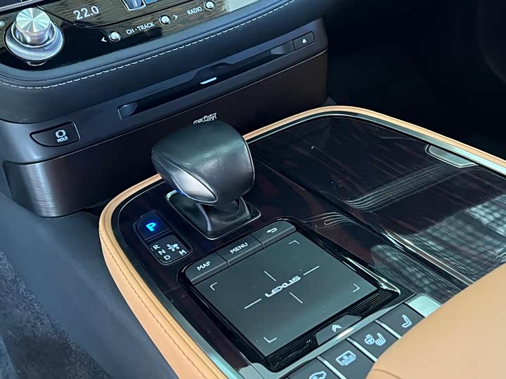 Lexus LS 2021 2021款 500h 豪华版