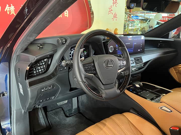 Lexus LS 2021 2021款 500h 豪华版