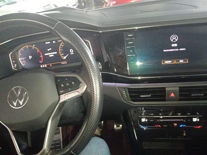 Volkswagen Tayron X 2020 2020款 330TSI 两驱尊贵智联版