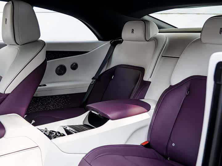 Rolls-Royce Spectre 2024 2024款 标准型