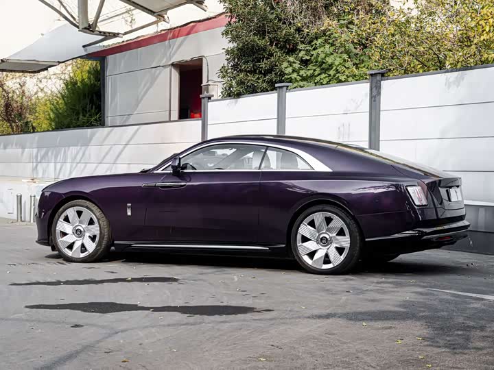 Rolls-Royce Spectre 2024 2024款 标准型