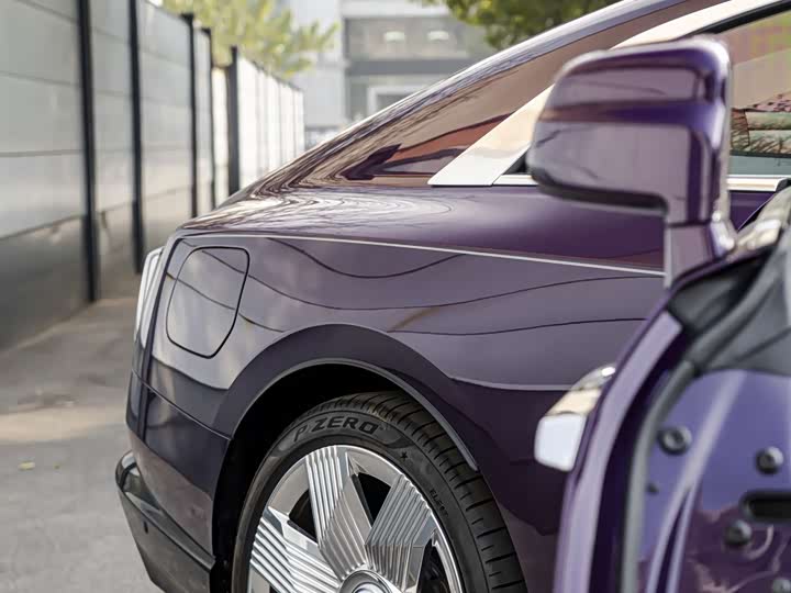Rolls-Royce Spectre 2024 2024款 标准型