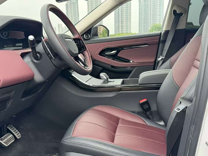 Land Rover Range Rover Evoque L 2024 2024款 揽胜极光L SE 驭光尊耀版