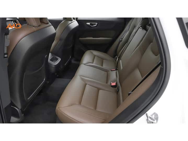 Volvo XC60 2025 2025款 B5 四驱智远豪华版