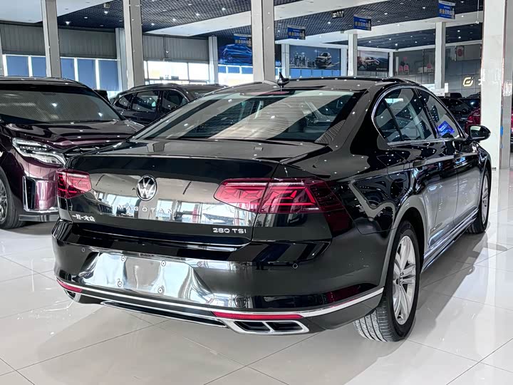 Volkswagen Magotan 2025 2025款 众享款 280TSI DSG舒适型
