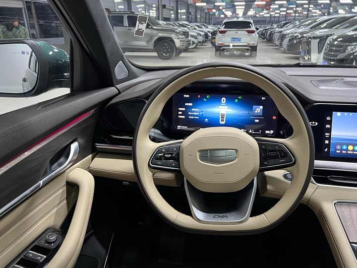 Geely Monjaro 2025 2025款 东方曜 2.0TD 自动四驱望月版