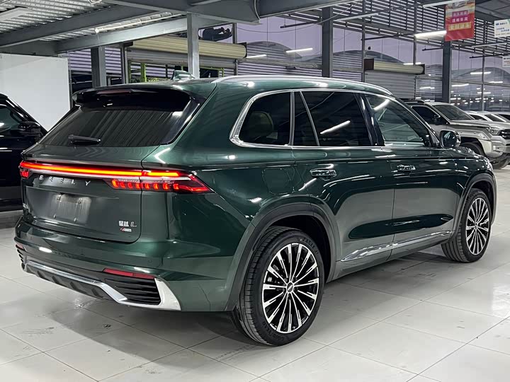 Geely Monjaro 2025 2025款 东方曜 2.0TD 自动四驱望月版