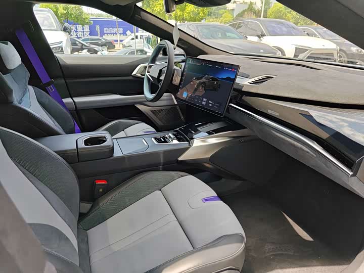 HiPhi Z 2023 2023款 五座版