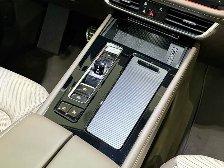 Volkswagen Viloran 2024 2024款 380TSI 尊贵版