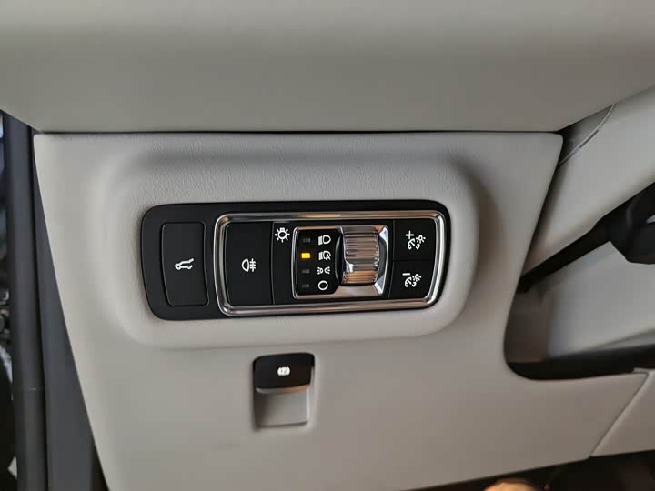 Lincoln Nautilus 2025 2025款 2.0T 四驱尊逸版