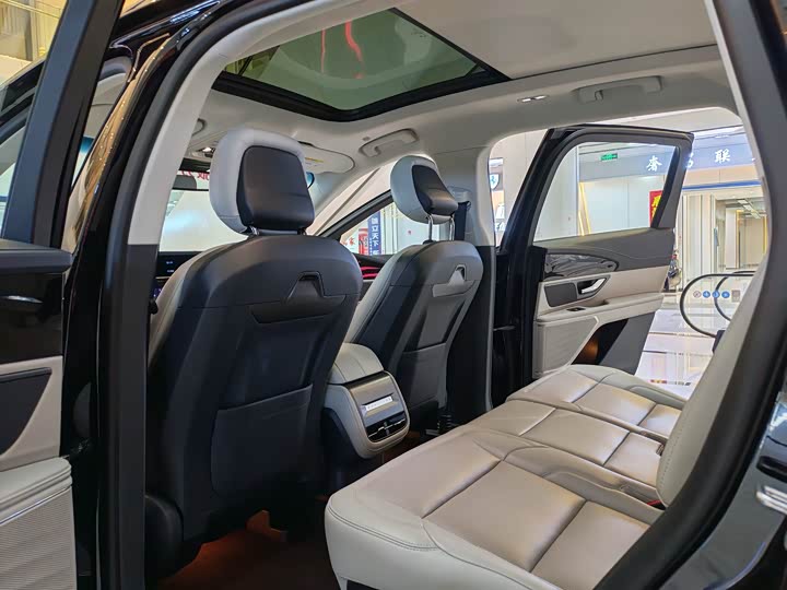 Lincoln Nautilus 2025 2025款 2.0T 四驱尊逸版