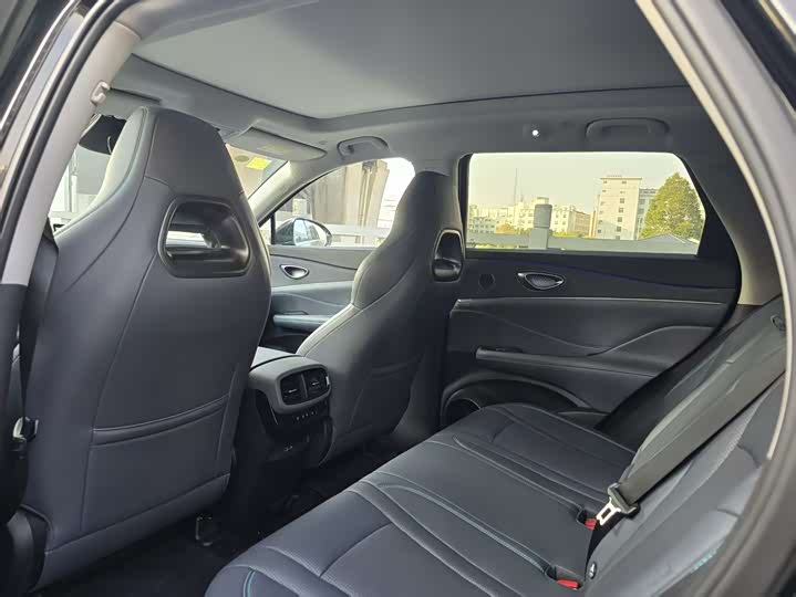 BYD Sea Lion 07 DM-i Hybrid 2025 2025款 150 领航+版