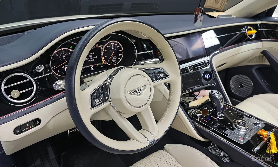 Bentley Flying Spur 2020 4.0