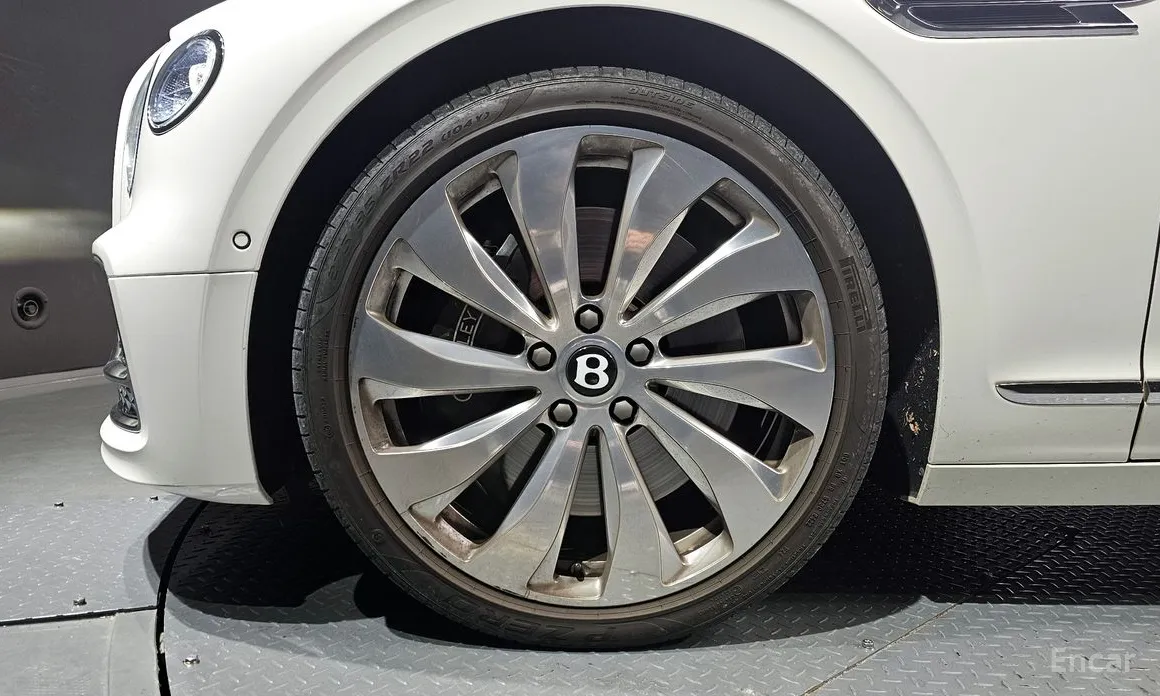 Bentley Flying Spur 2020 4.0