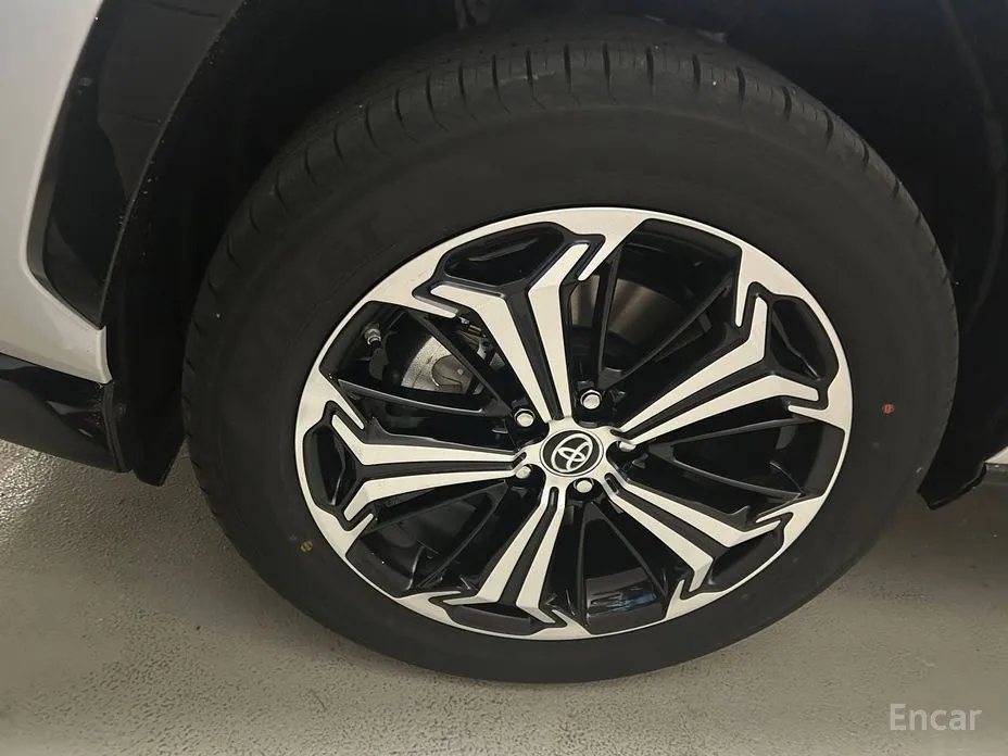 Toyota RAV4 2019 2.5 4WD PHEV XSE