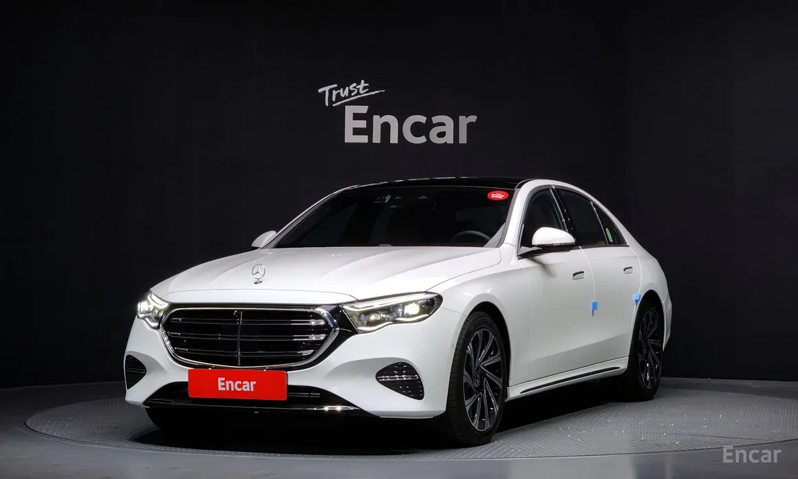 Mercedes-Benz E-Class 2024 E300 4MATIC Exclusive