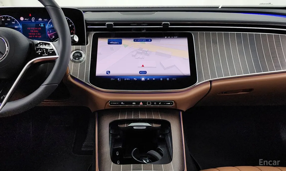 Mercedes-Benz E-Class 2024 E300 4MATIC Exclusive