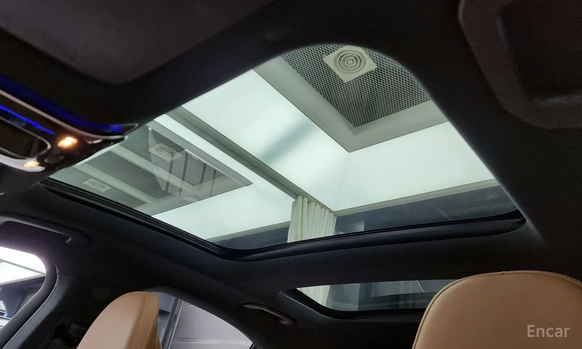 Mercedes-Benz E-Class 2024 E300 4MATIC Exclusive