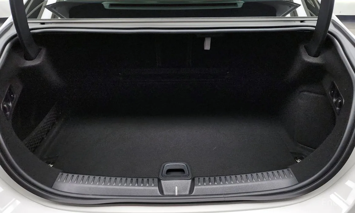 Mercedes-Benz E-Class 2024 E300 4MATIC Exclusive