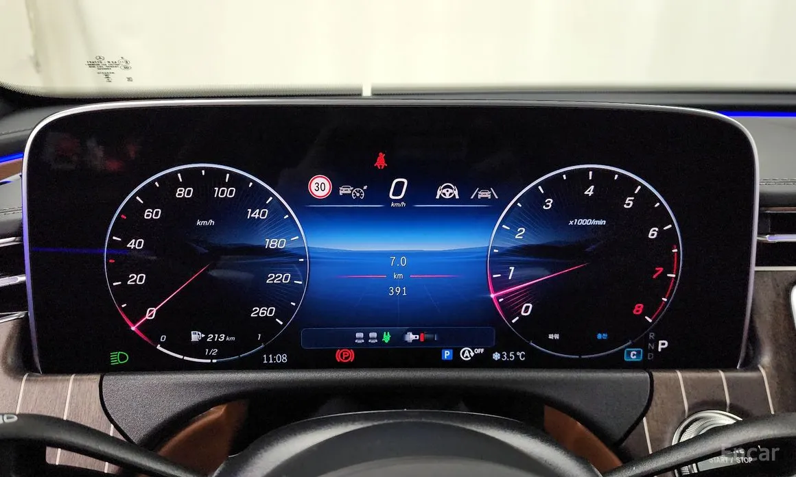 Mercedes-Benz E-Class 2024 E300 4MATIC Exclusive