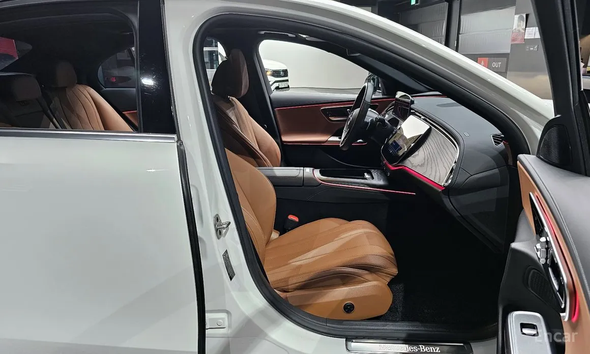 Mercedes-Benz E-Class 2024 E200 Avantgarde