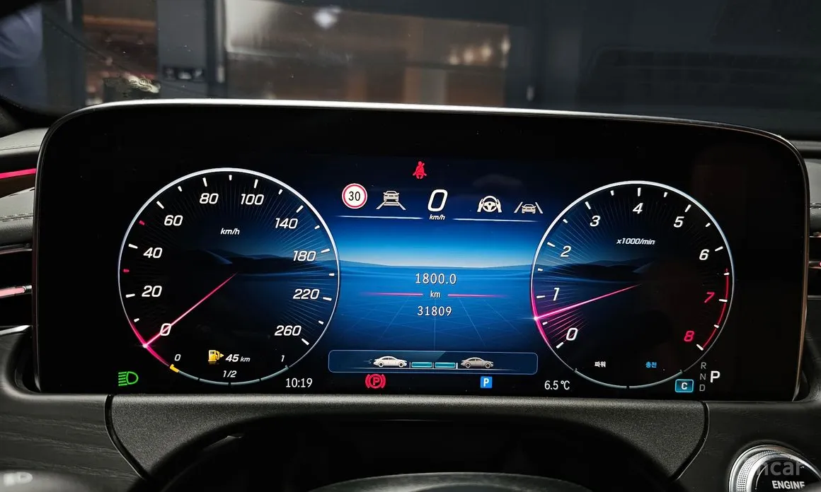 Mercedes-Benz E-Class 2024 E200 Avantgarde