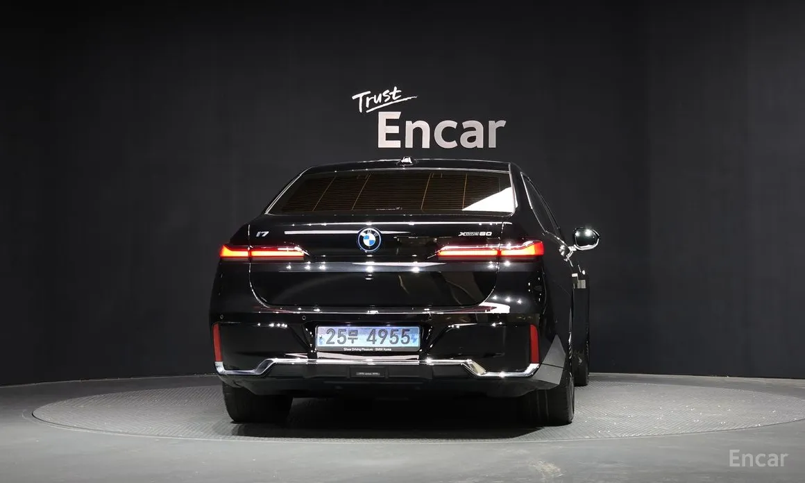 BMW i7 2022 xDrive 60 M sport