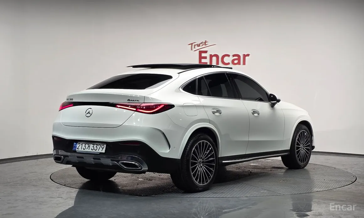 Mercedes-Benz GLC-Class 2023 GLC300 4MATIC Coupe