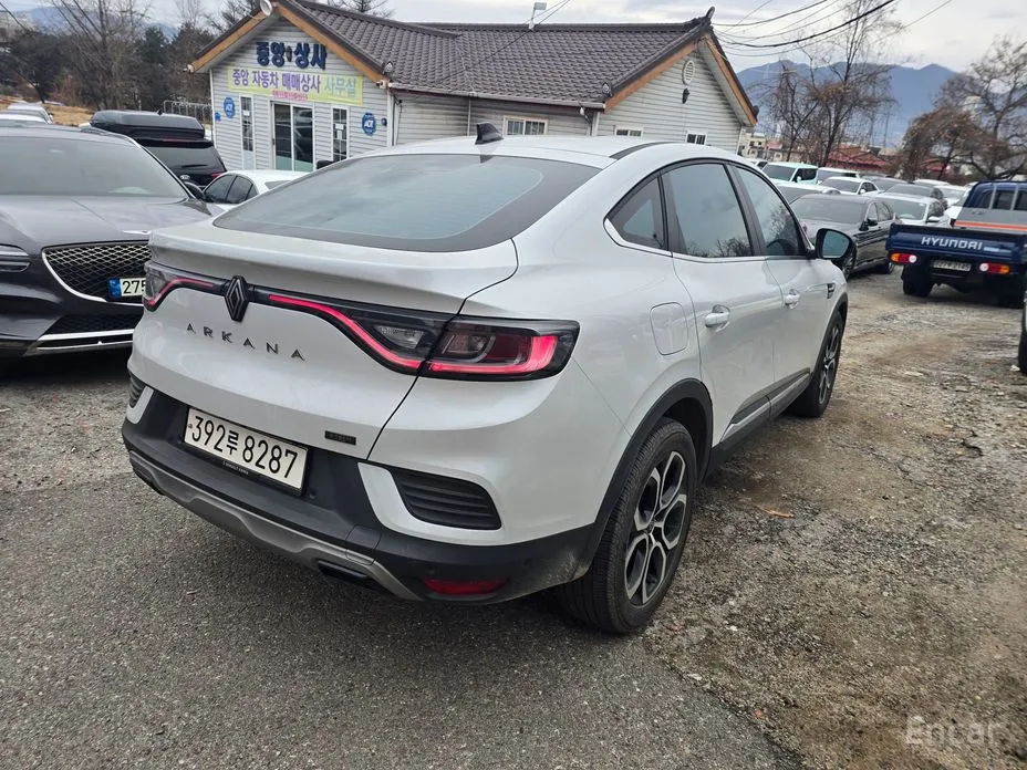 Renault Arkana 2024 1.6 E-TECH Iconic