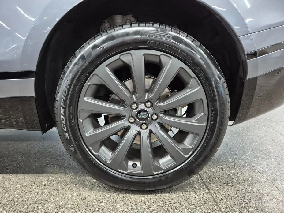 Land Rover Range Rover Velar 2017 2.0 P250 R-Dynamic SE