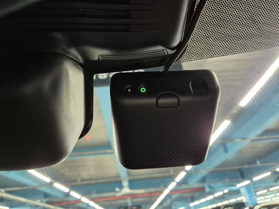 Land Rover Range Rover Velar 2017 2.0 P250 R-Dynamic SE