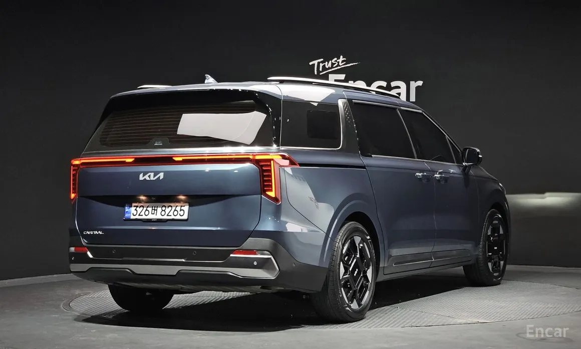 2023 Kia Carnival