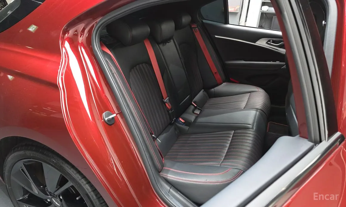 Genesis G70 2022 Gasoline 2.0T 2WD