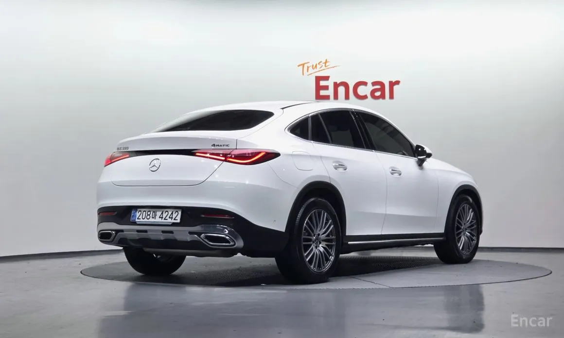 Mercedes-Benz GLC-Class 2023 GLC300 4MATIC Avnatgarde Coupe