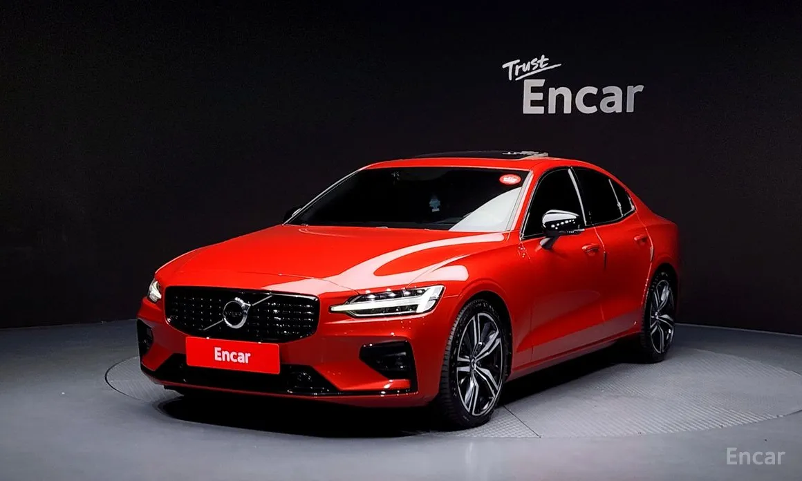 Volvo S60 2019 B5 R-Design