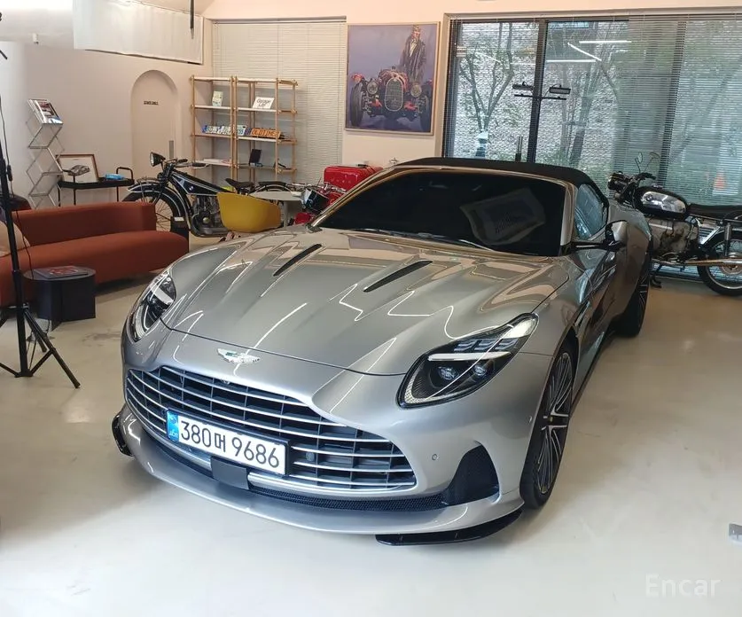 Aston Martin DB12 2023 4.0 V8 Volante