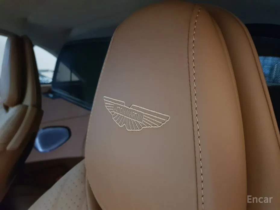 Aston Martin DB12 2023 4.0 V8 Volante