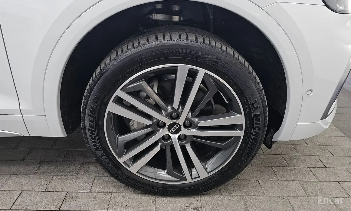 Audi Q5 2017 45 TFSI Quattro Premium