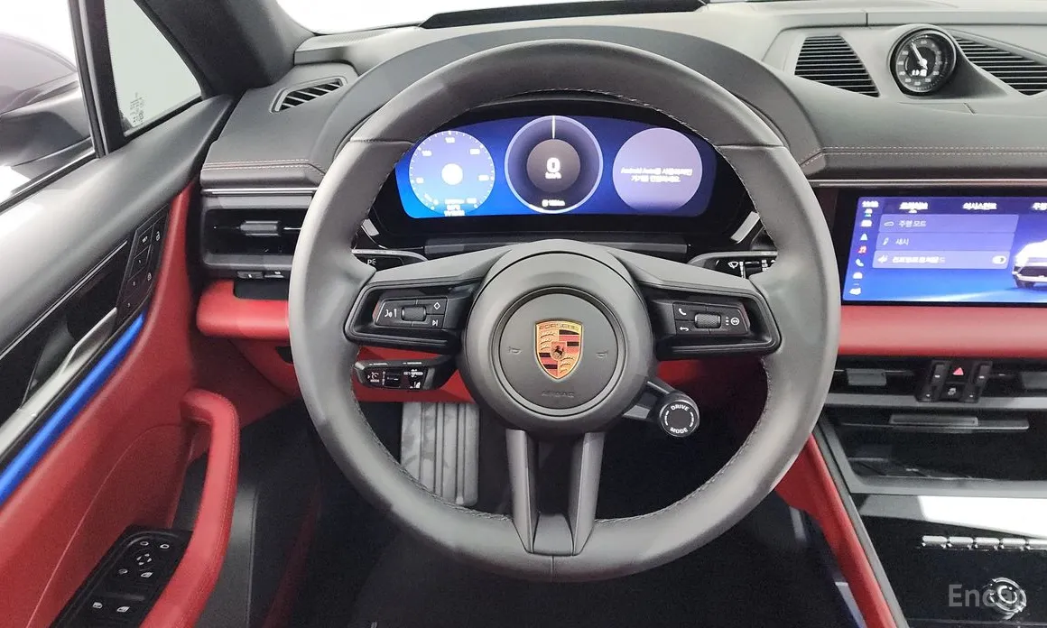 Porsche Macan 2024 Base 4