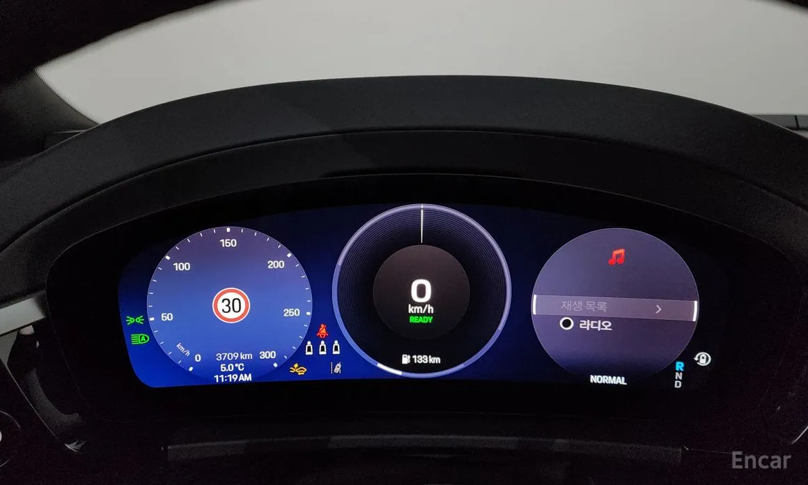 Porsche Macan 2024 Base 4