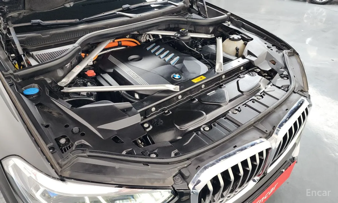 BMW X5 2019 xDrive 45e xLine