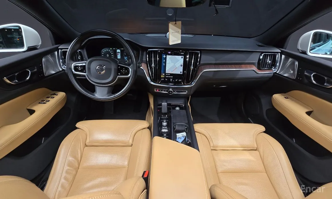 Volvo V60 2019 B5 Pro AWD