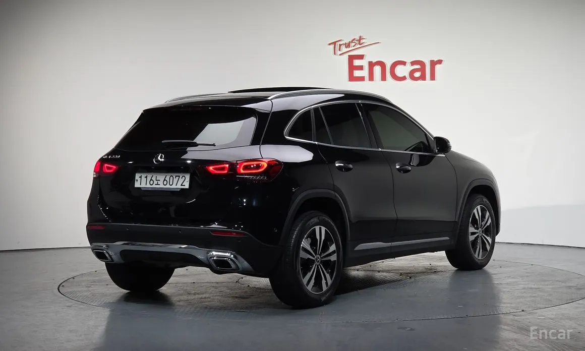 Mercedes-Benz GLA-Class 2020 GLA220