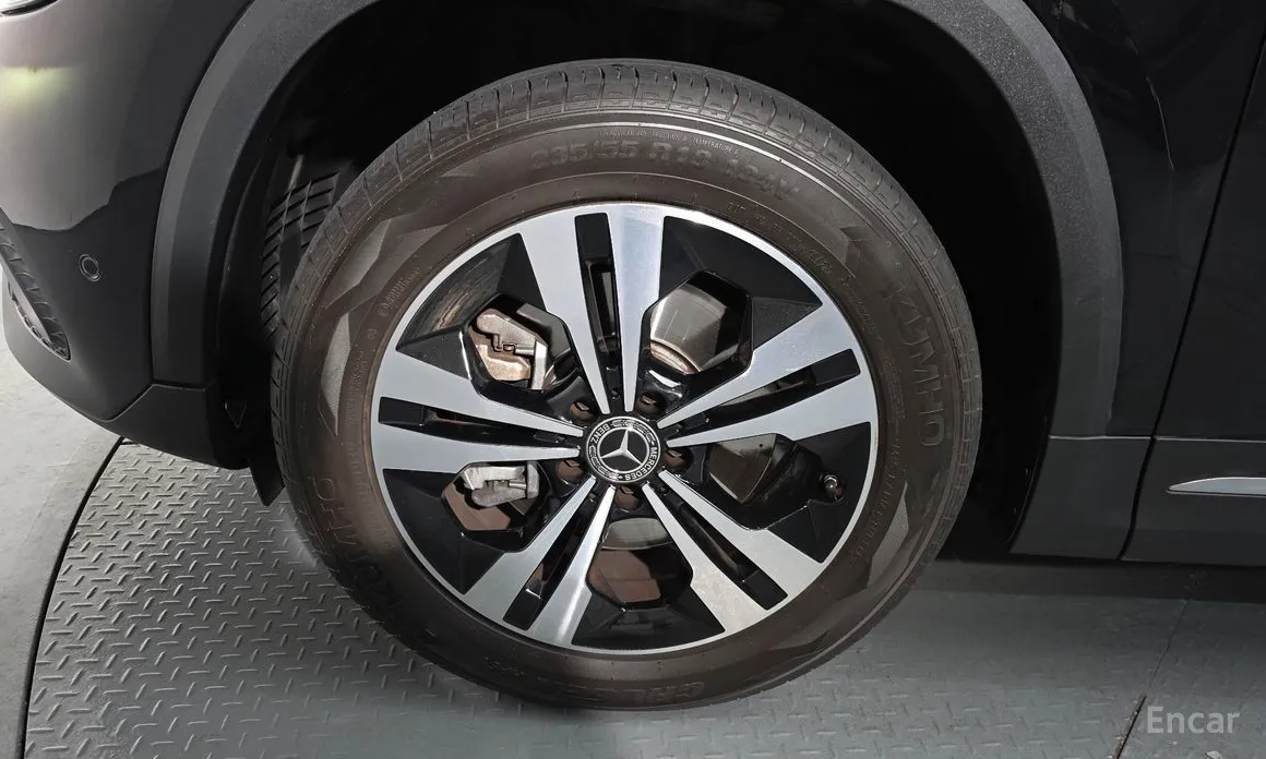 Mercedes-Benz GLA-Class 2020 GLA220