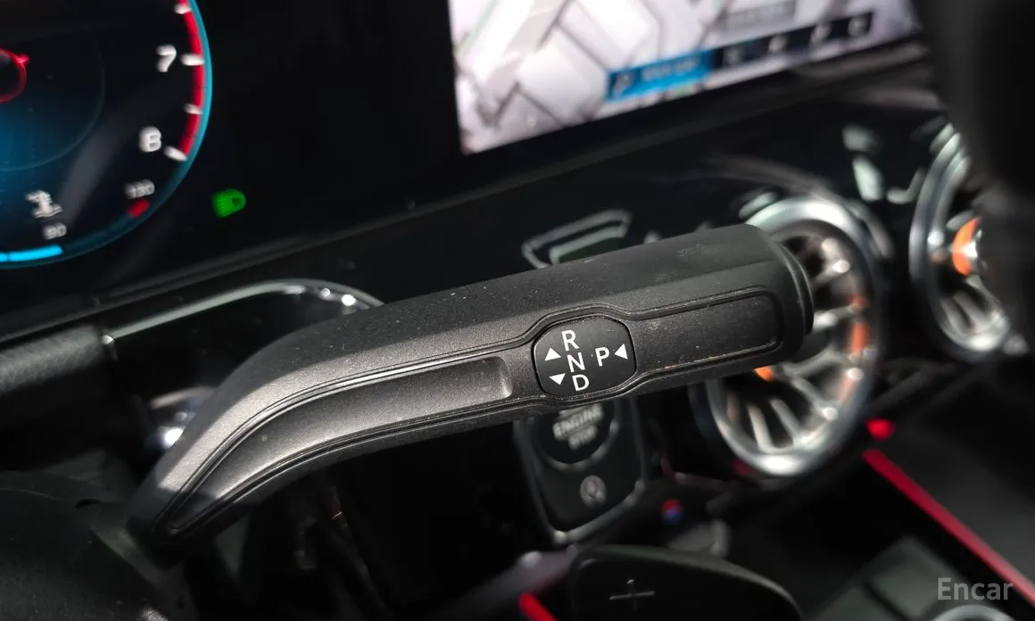 Mercedes-Benz GLA-Class 2020 GLA220