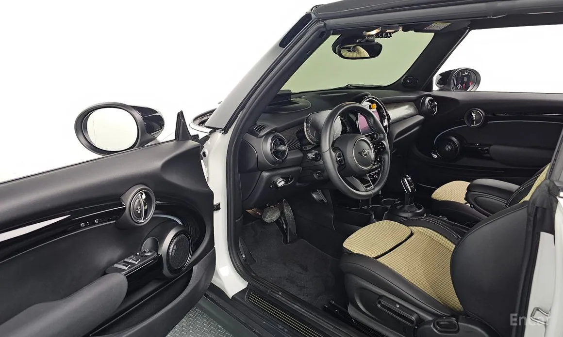 Mini Cooper Convertible 2001 Resolute Edition